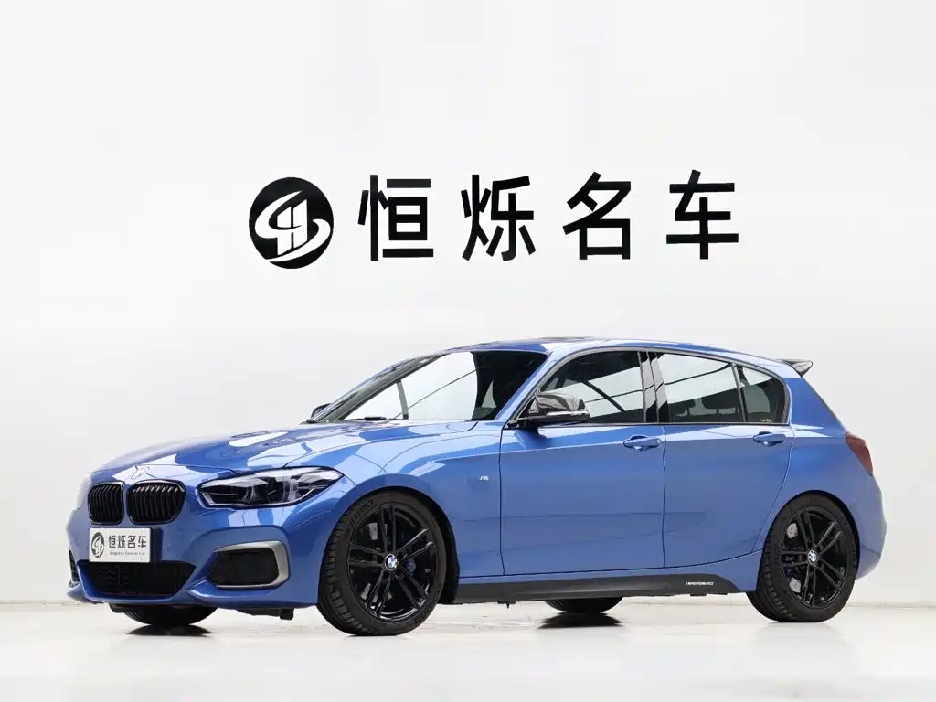 Photo 1 - BMW 1 Series (Import)