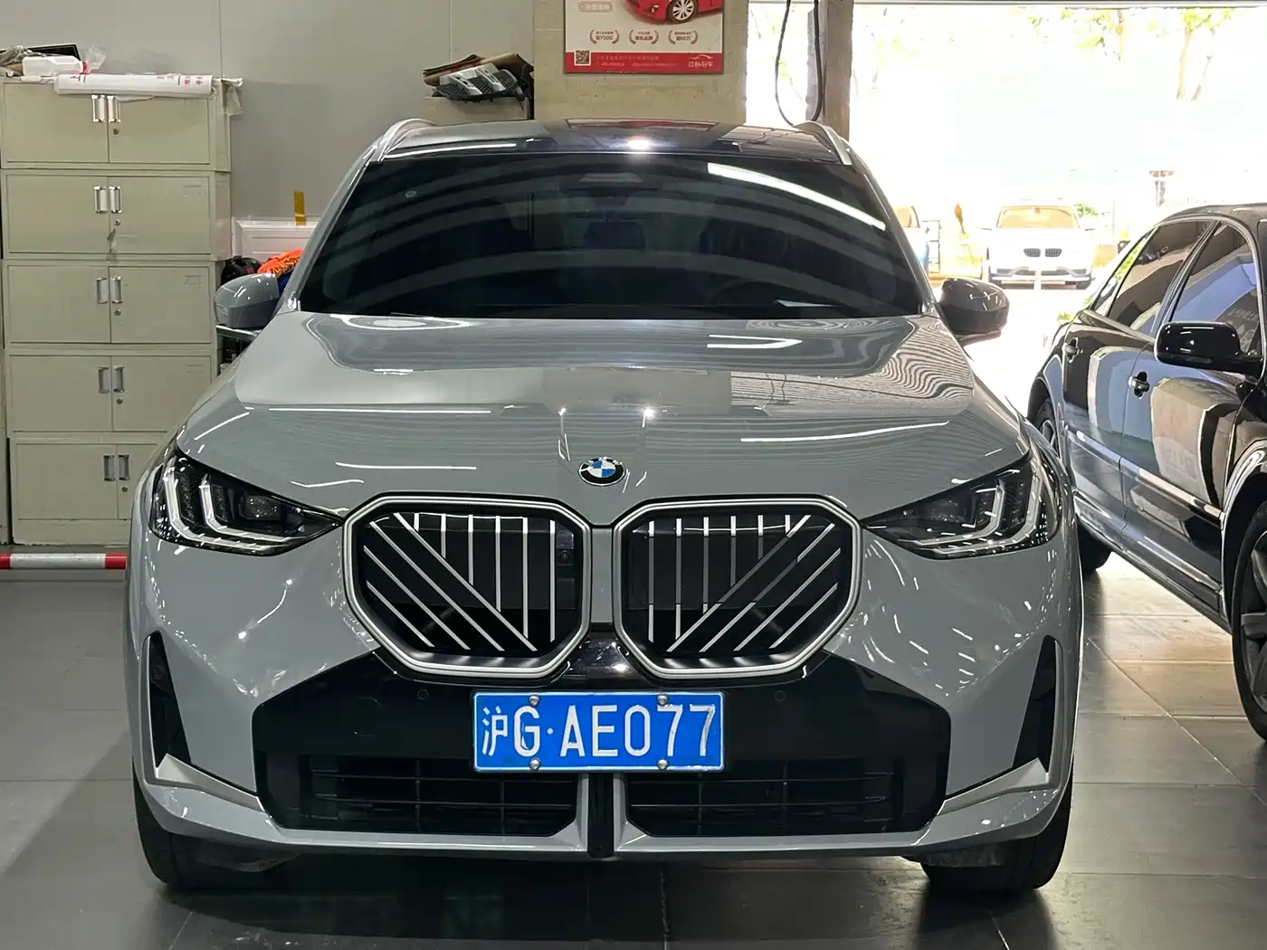 BMW X3 2025 xDrive30L Premium Model M Sport Black Package фото 2