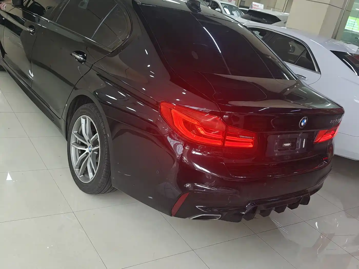 BMW 5 Series 2018 525Li M Sport Package фото 4