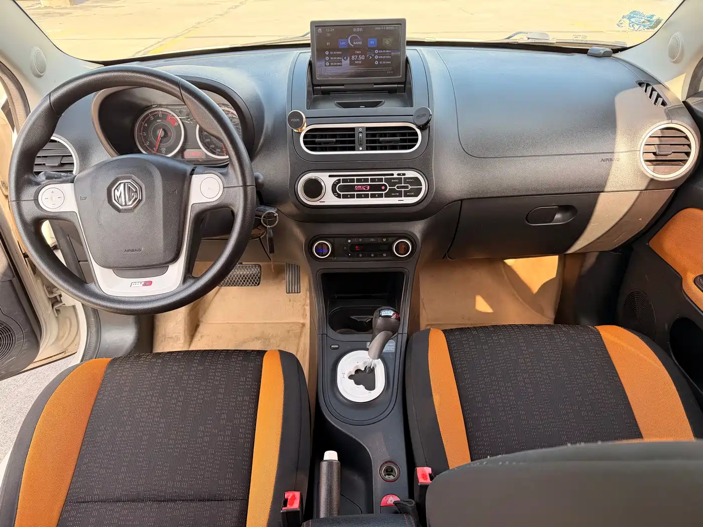 MG 3SW 2016 2015 1.5L AMT Elite