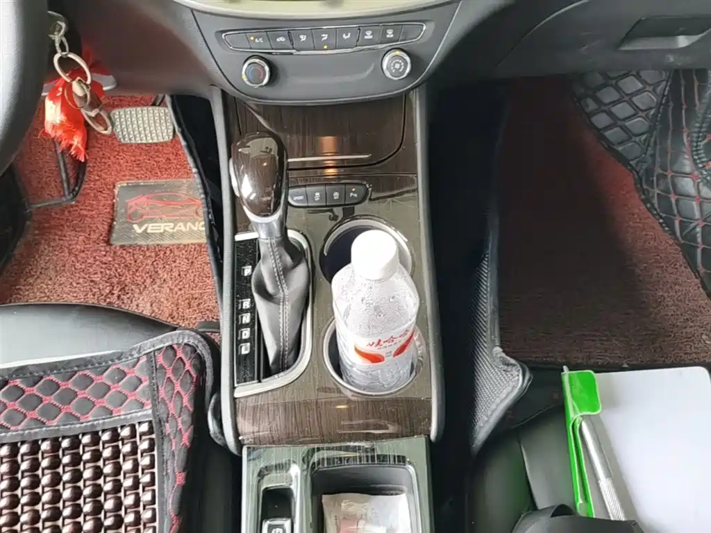 Buick Verano 2019 Sedan 20T Dual Clutch Leading фото 14
