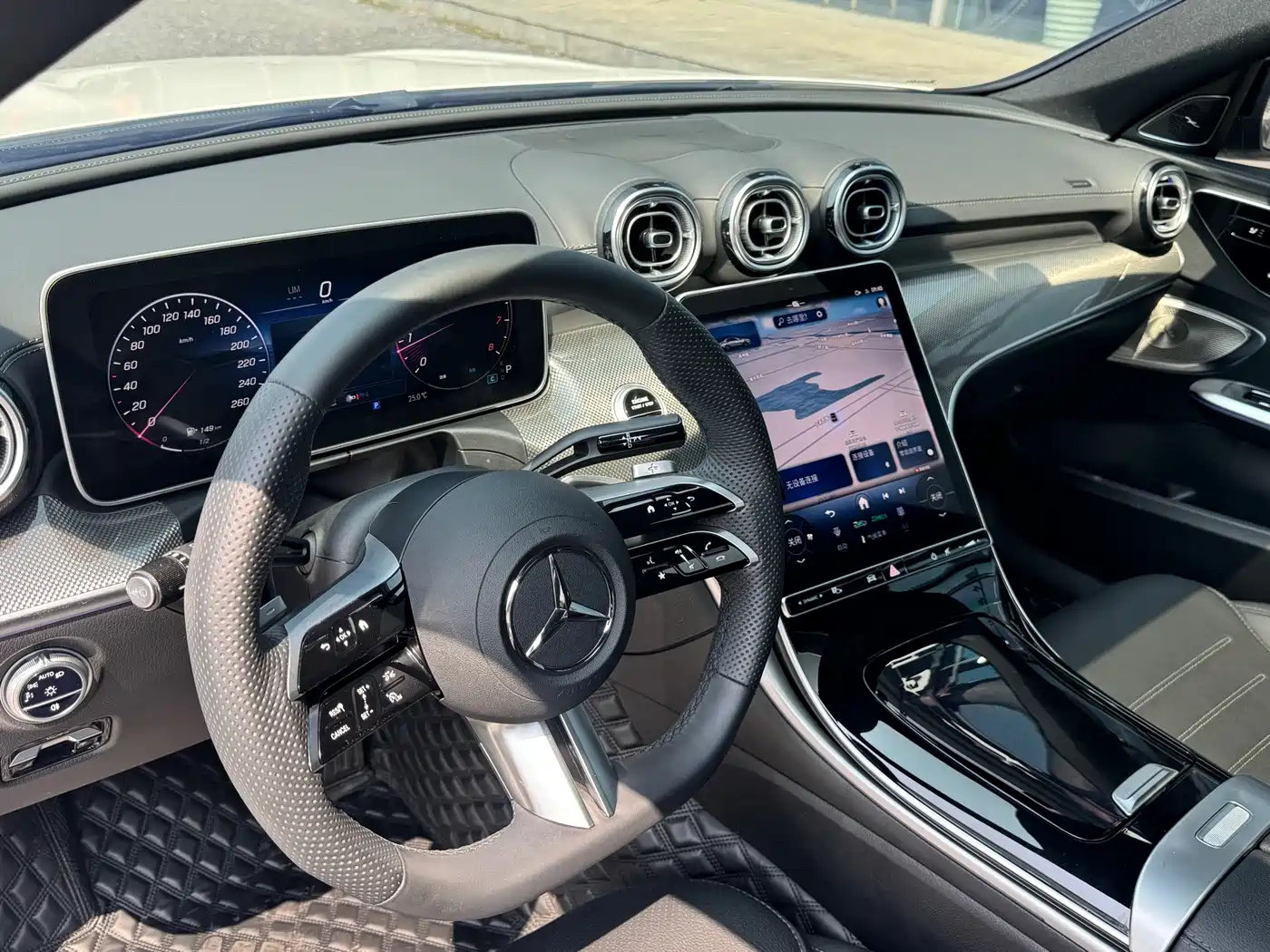 Mercedes-Benz C-Class 2025 C 260 L Night Sport Edition фото 11