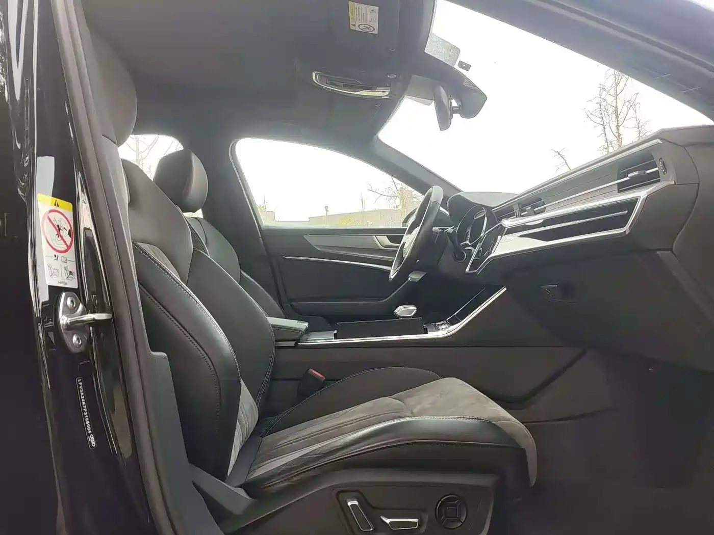 Audi A6L 2024 40 TFSI Luxury Dynamic фото 6