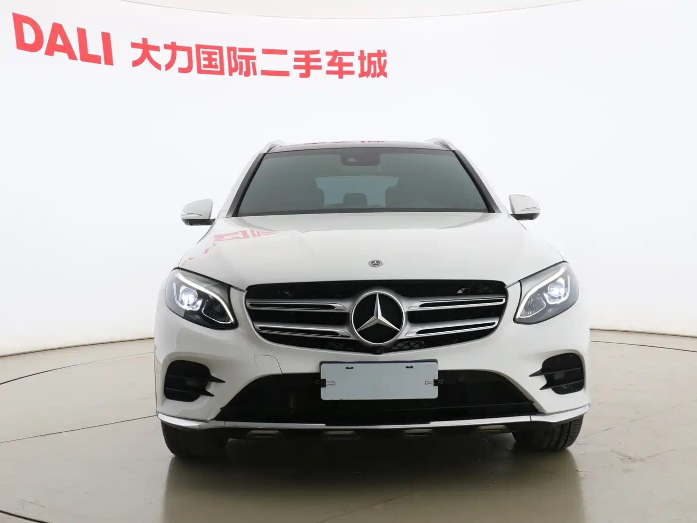 Mercedes-Benz GLC 2019 GLC 260 L 4MATIC Luxury фото 2