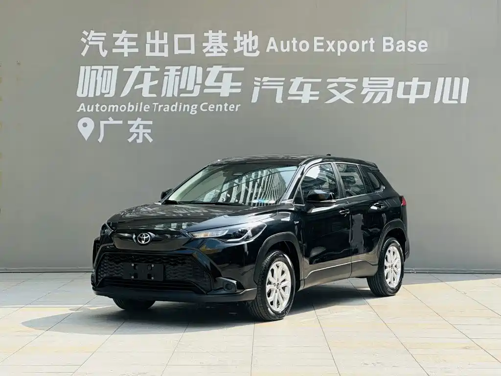 Photo 1 - Toyota Frontlander