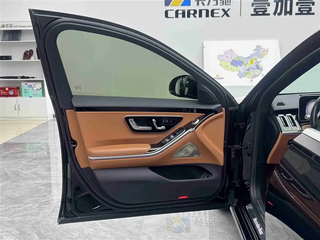 Mercedes-Benz S-Class 2024 S 400 L Luxury Edition фото 5