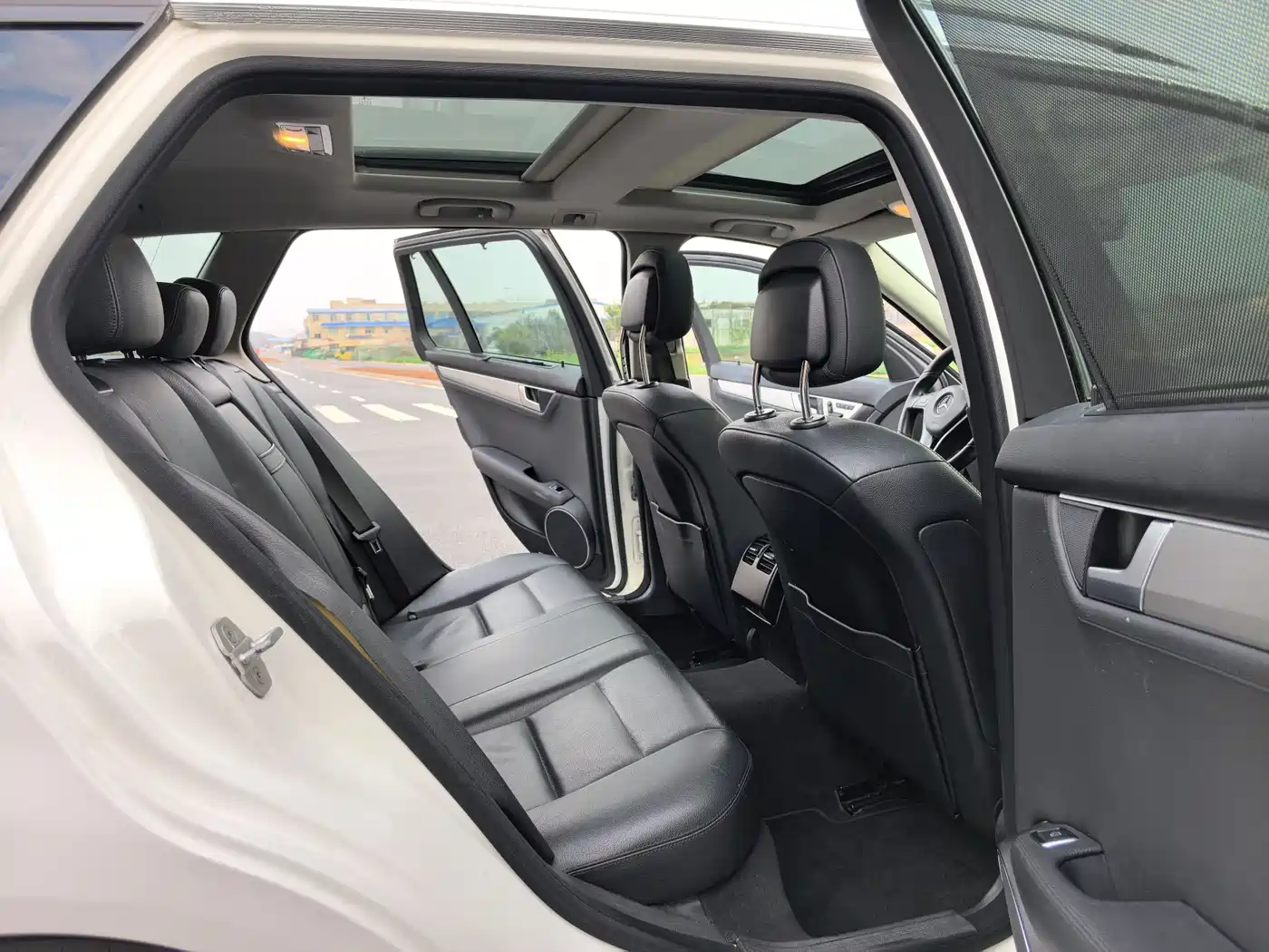Mercedes-Benz C-Class (Import) 2011 C 200 Fashion Wagon Edition фото 15