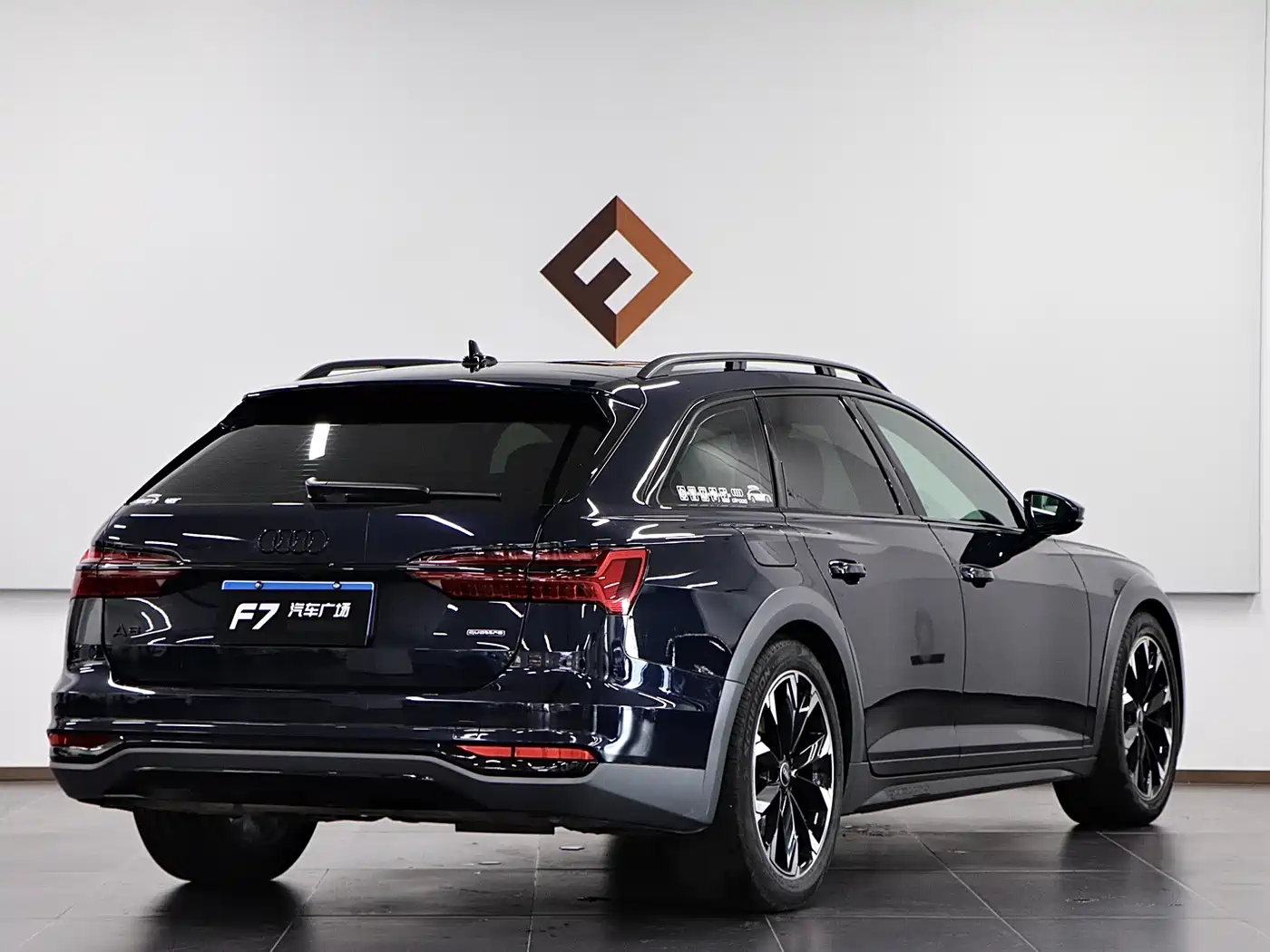 Audi A6 (Import) 2022 allroad quattro Explorer 55 TFSI Premium Off-road фото 6
