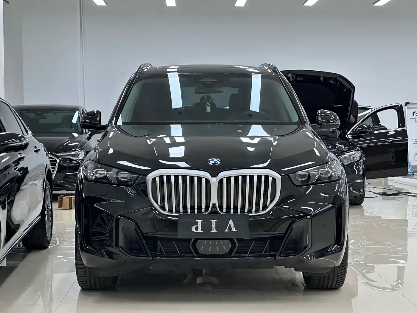 BMW X5 2026 2025 Model xDrive 30Li Exclusive M Sport Blackout Package