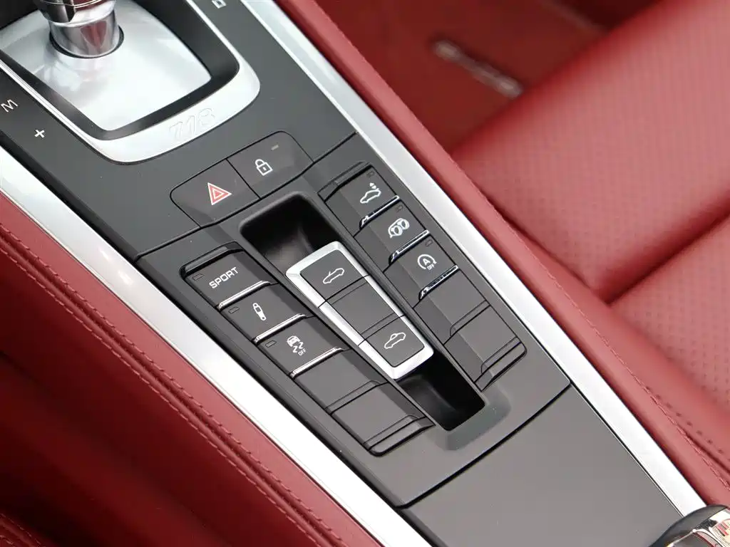 Porsche 718 2022 Boxster 2.0T фото 8