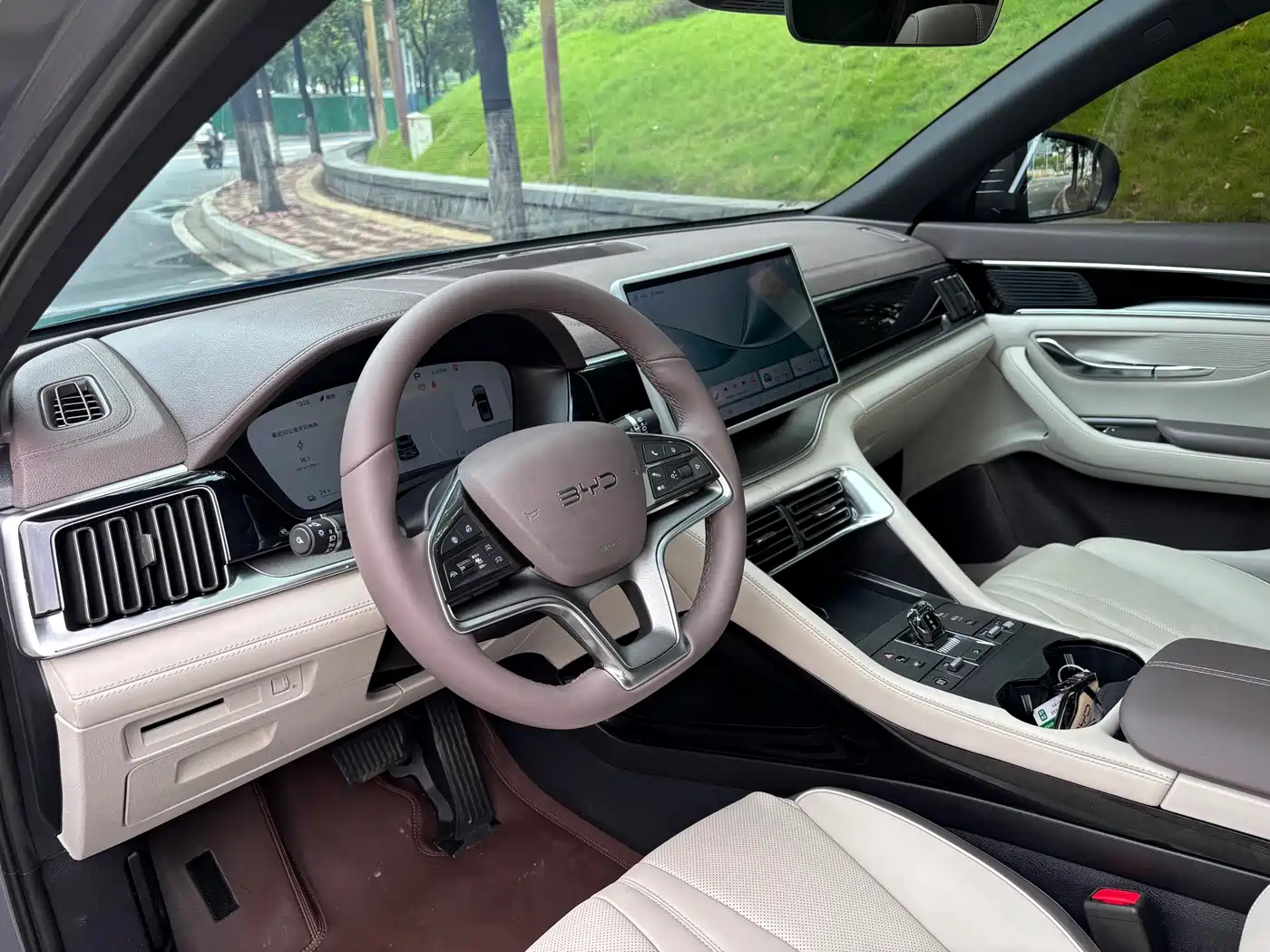 BYD Song PLUS PHEV 2025 EV 520km Premium фото 11