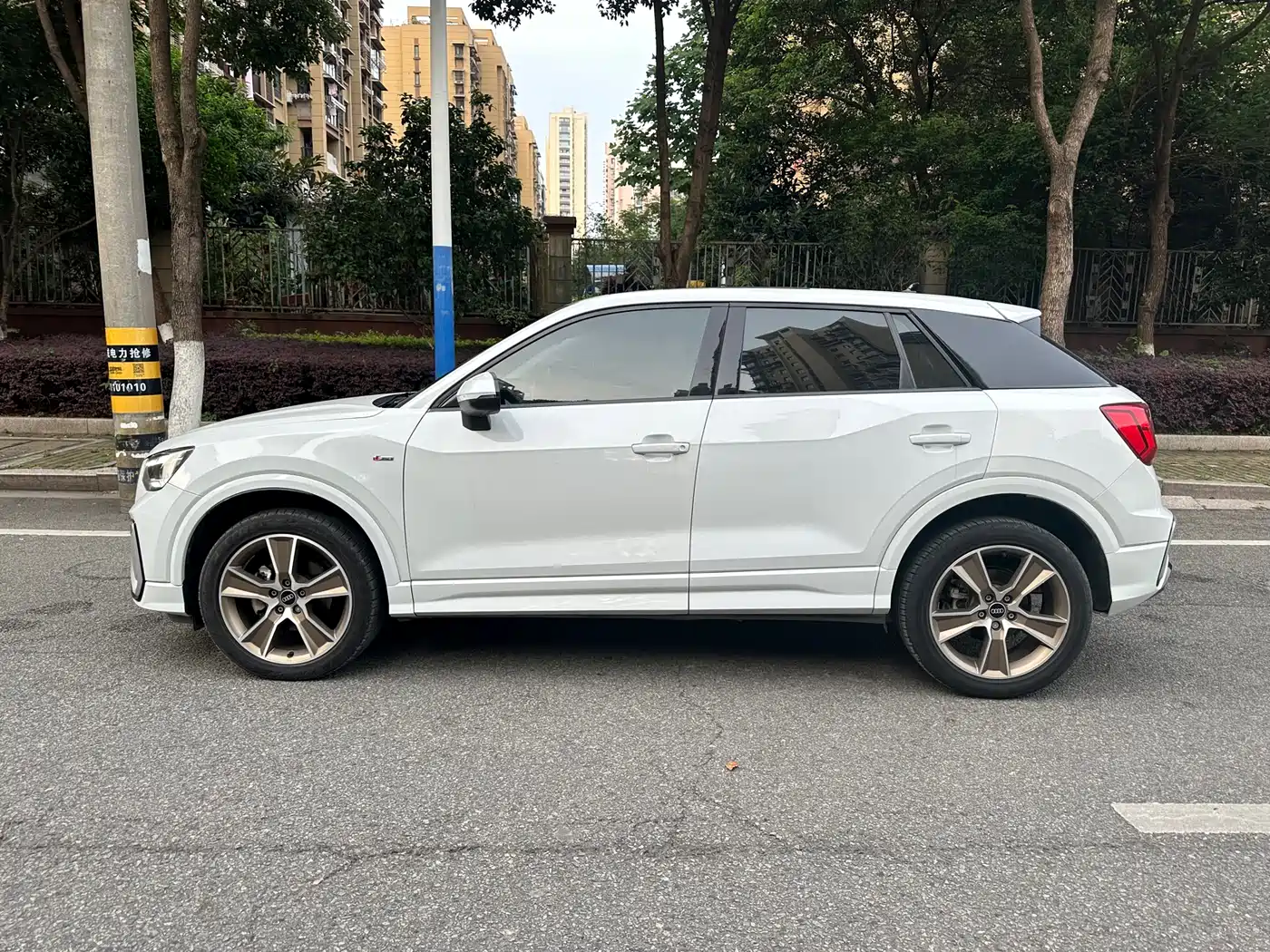 Audi Q2L 2022 35 TFSI Fashion Elegance фото 3