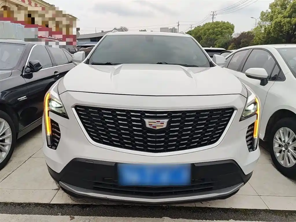 Cadillac XT4 2018 28T FWD Leading Edition фото 3