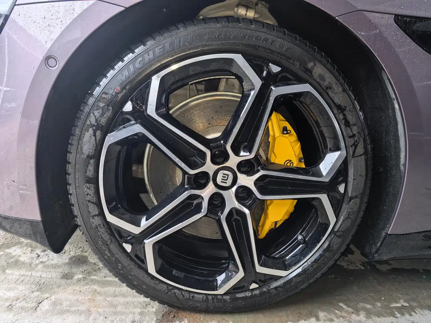 Xiaomi Auto Xiaomi SU7 2024 AWD Extended Range Advanced Smart Driving Max Edition фото 7