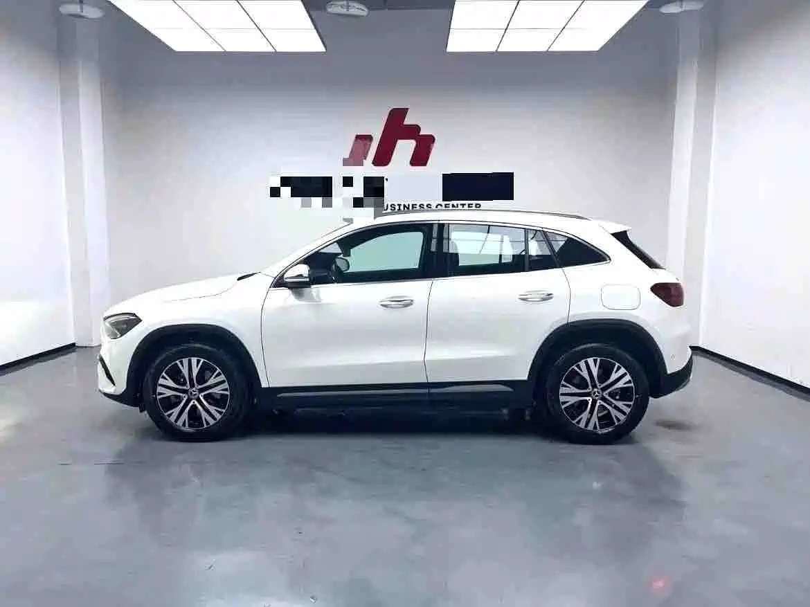 Mercedes-Benz GLA 2024 GLA 220 фото 4