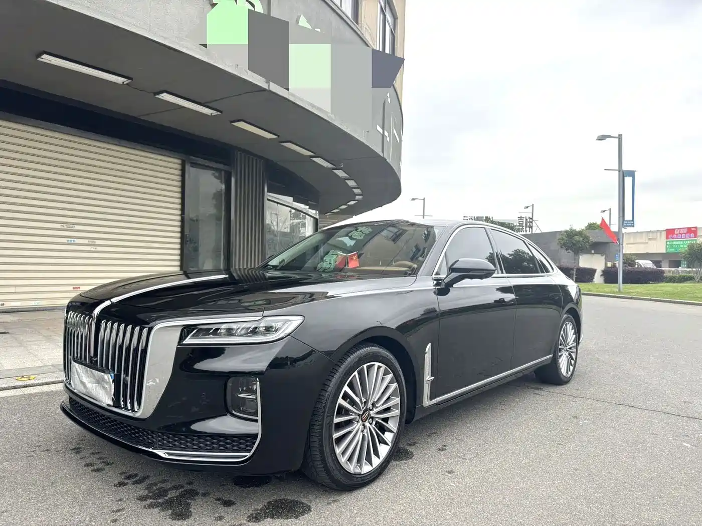 Hongqi H9 2022 2.0T Smart Connect Flag Enjoy Edition