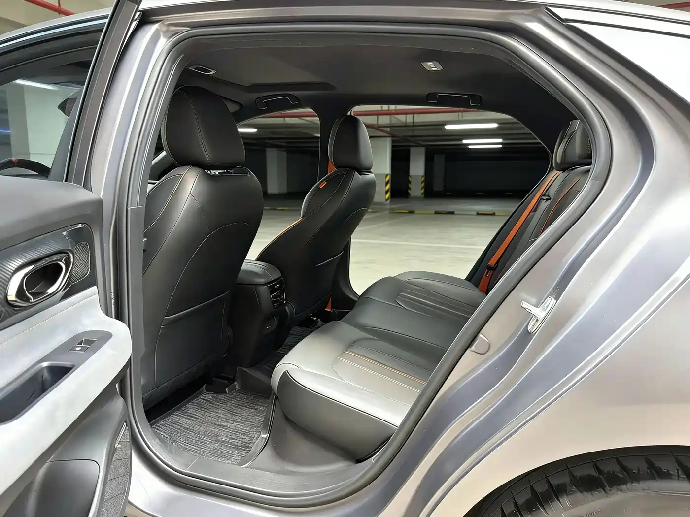 GAC Trumpchi Trumpchi Emkoo 2022 270T DCT J16 R-style Track Edition фото 3