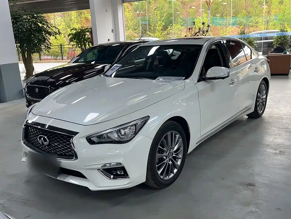 Infiniti Q50L 2021 2018 2.0T Premium Edition (China VI)