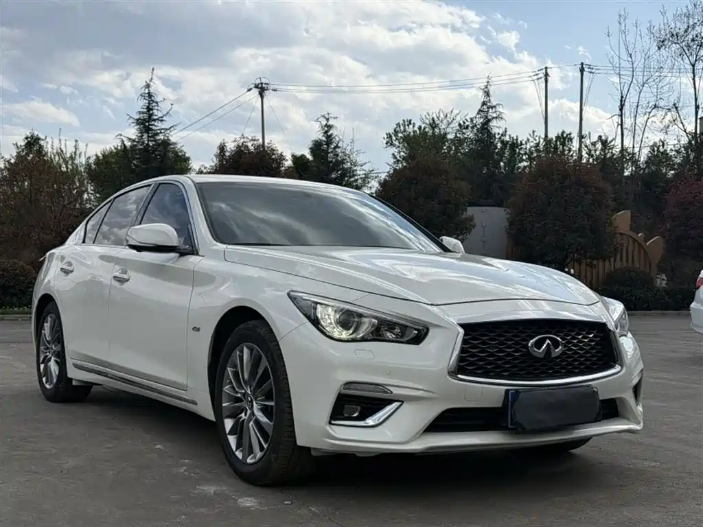 Infiniti Q50L 2021 2018 2.0T Premium Edition (China VI)