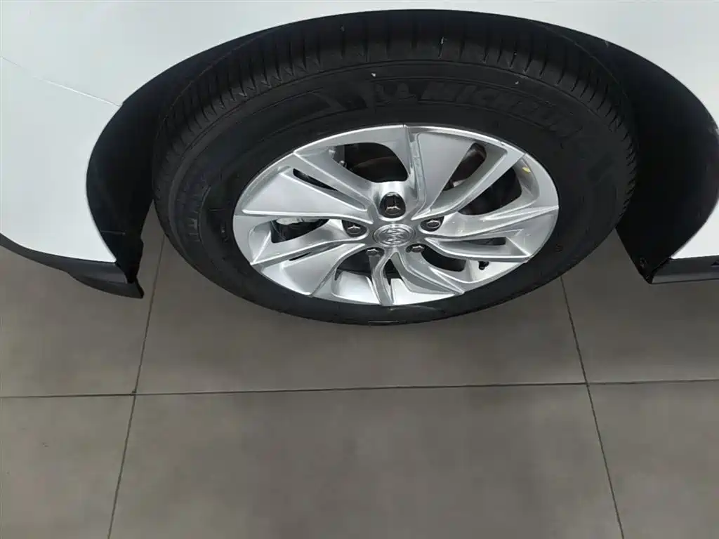 Buick Velite 6 2020 Plug-in Hybrid Connected Fashion Edition фото 23