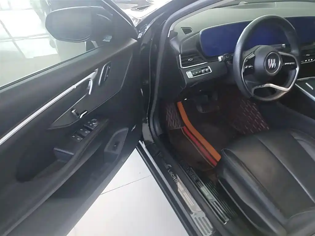 Buick LaCrosse 2023 28T Premium Edition фото 16