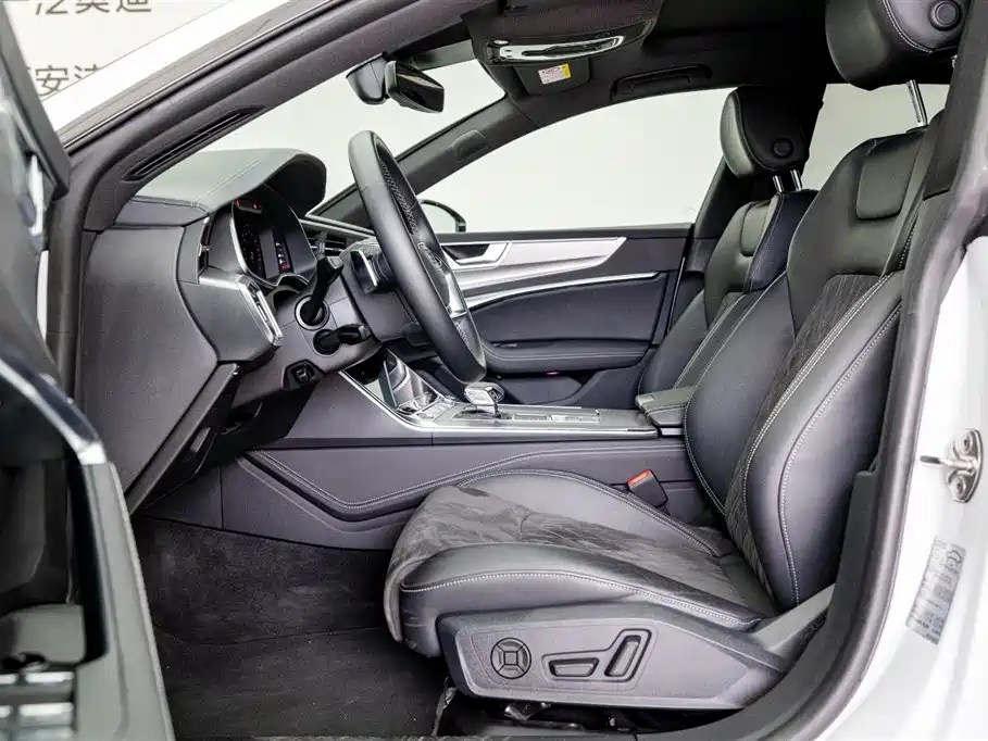 Audi A7L 2026 2024 45 TFSI quattro Premium Luxury