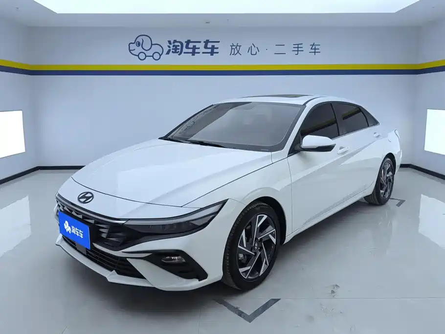 Hyundai Elantra 2023 1.5L CVT GLX Elite Edition