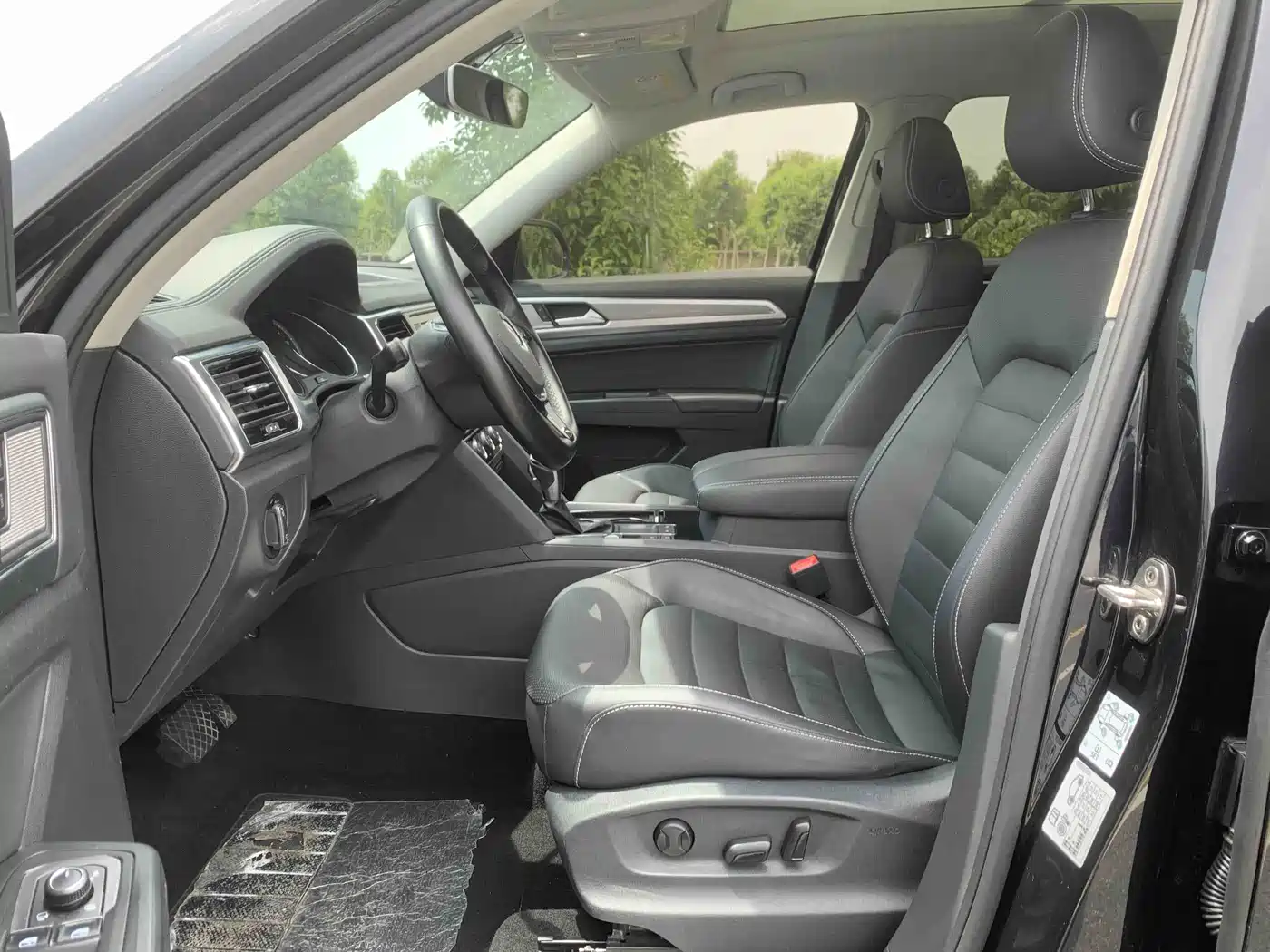 Volkswagen Teramont 2019 330TSI 2WD Luxury China VI фото 8
