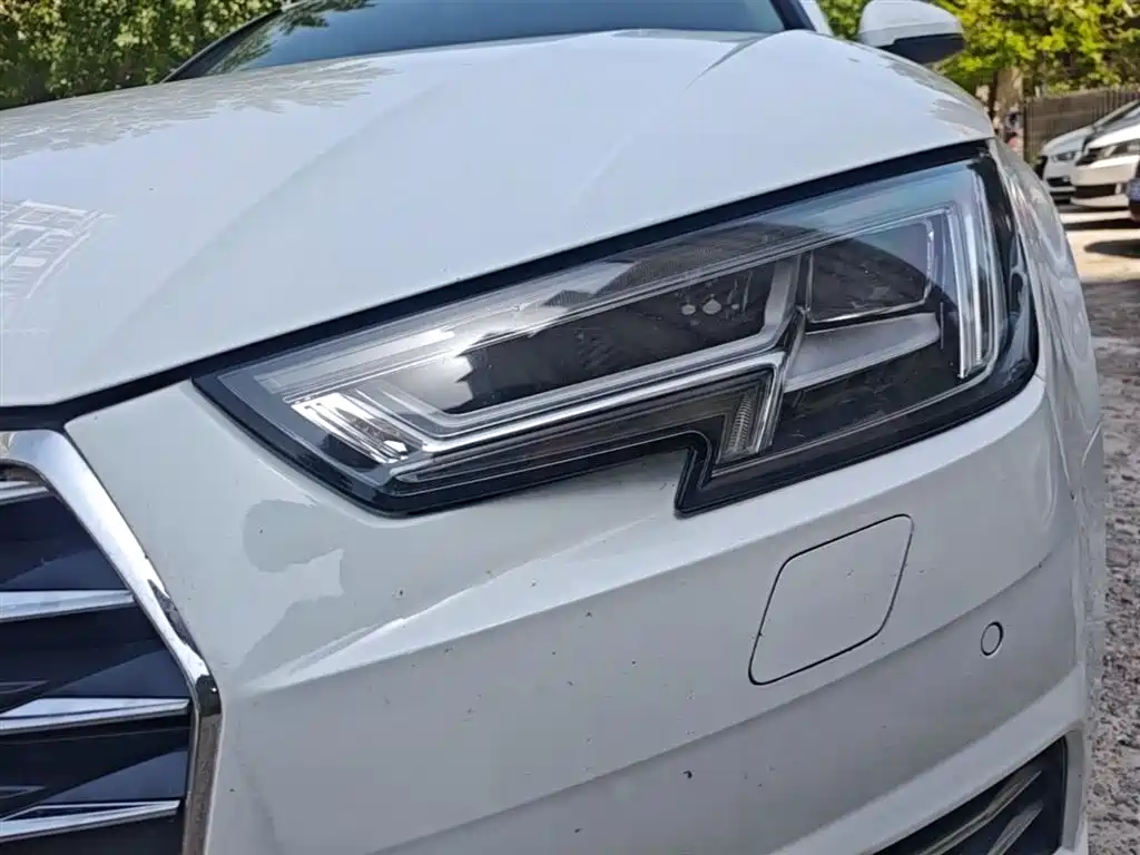 Audi A4L 2017 40 TFSI Fashion Edition фото 24