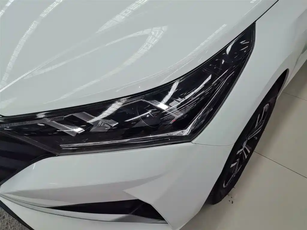 Hyundai Verna 2020 1.4L CVT GLS Cool Edition фото 24