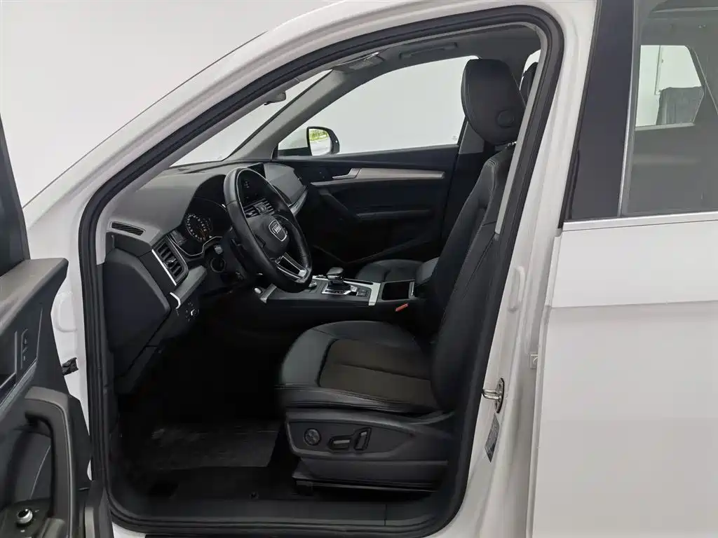 Audi Q5L 2020 Facelift 40 TFSI Honor Progressive фото 10