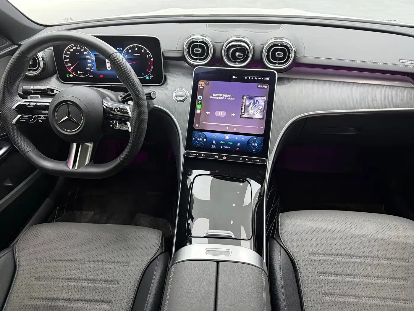 Mercedes-Benz C-Class 2023 C 260 L Sport фото 6