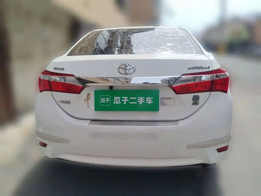Toyota Corolla 2014 1.6L CVT GL фото 4