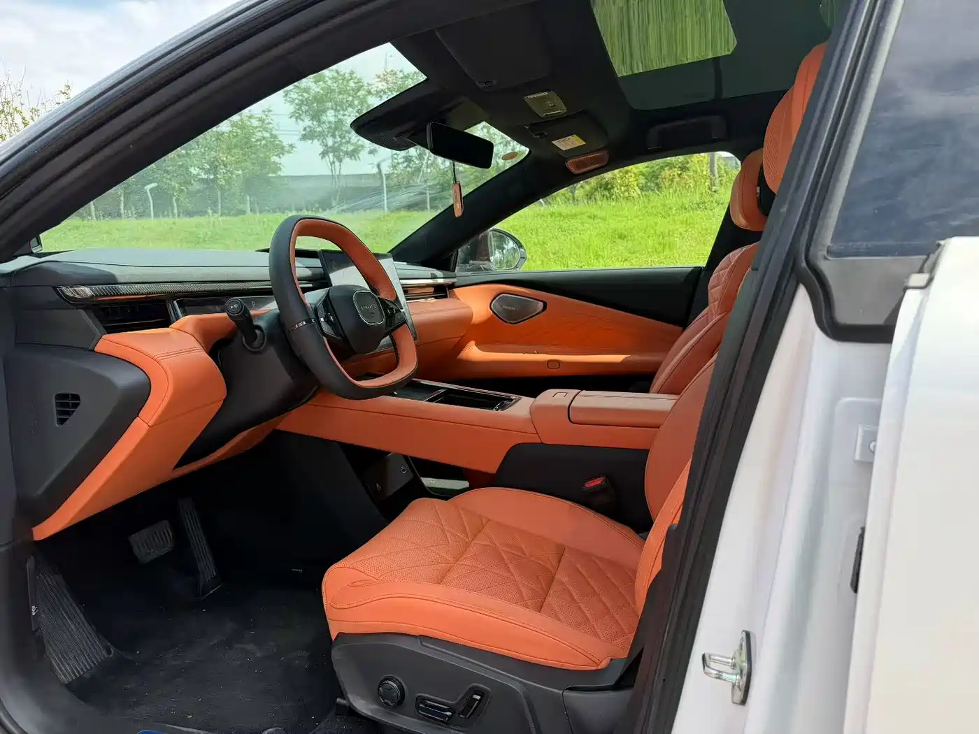 Lynk & Co 10 EM-P 2025 Model 120 AWD Halo фото 4