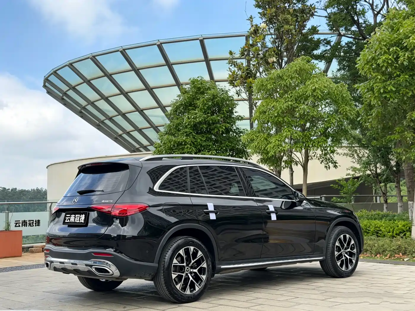 Mercedes-Benz GLC 2024 GLC 260 L 4MATIC Dynamic 5-seater фото 7
