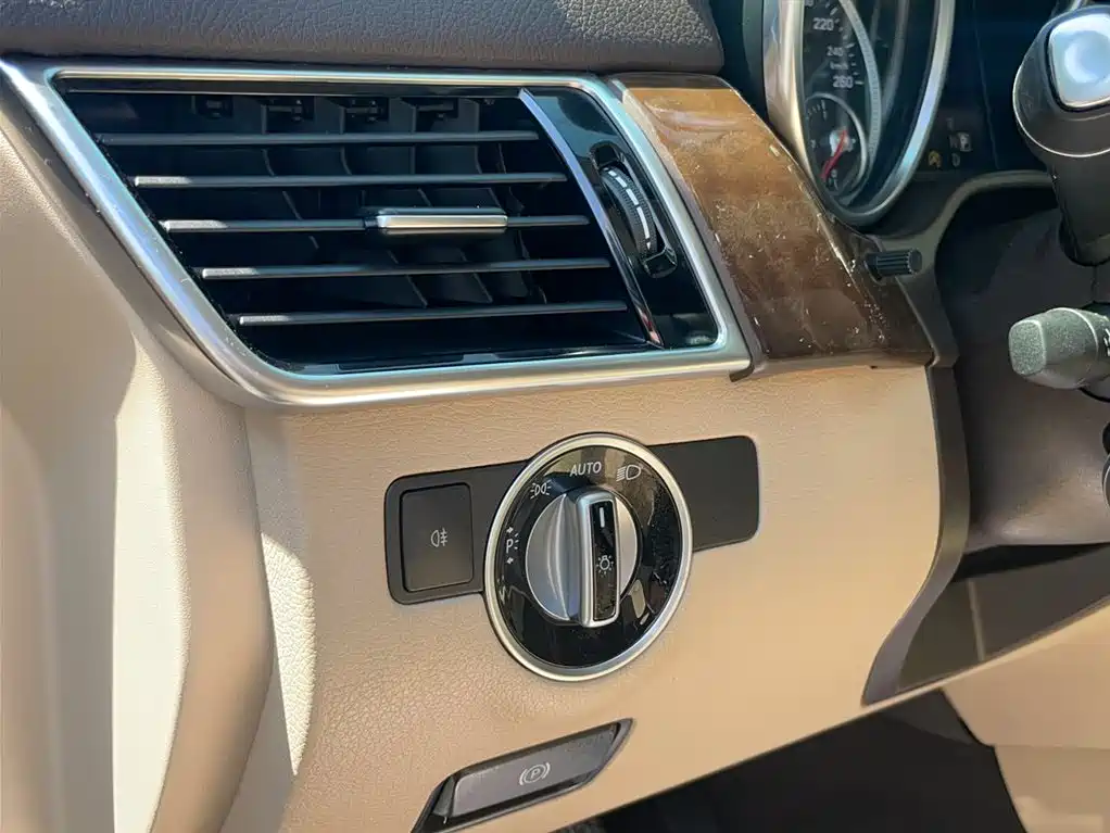 Mercedes-Benz GLS 2016 GLS 400 4MATIC Dynamic фото 6