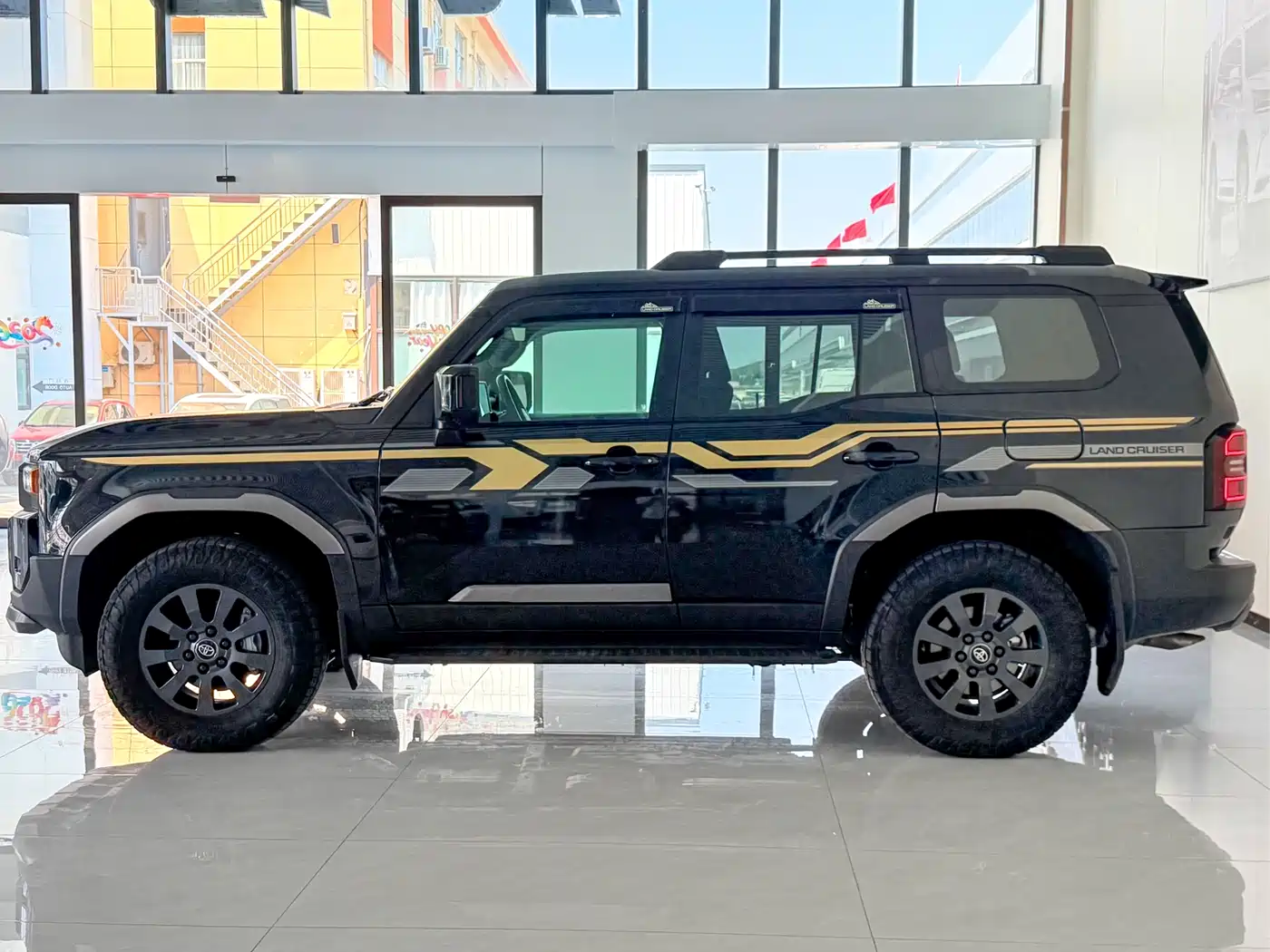 Toyota Prado 2024 Model 2.4T Wild WX Edition 6-Seater фото 3