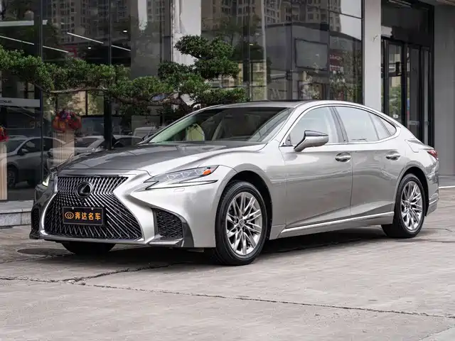 Lexus LS 2018 350 Luxury Edition China V — фото 1