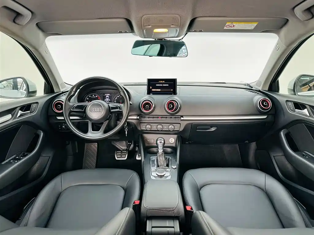 Audi A3 2017 Limousine 35 TFSI Progressive фото 15