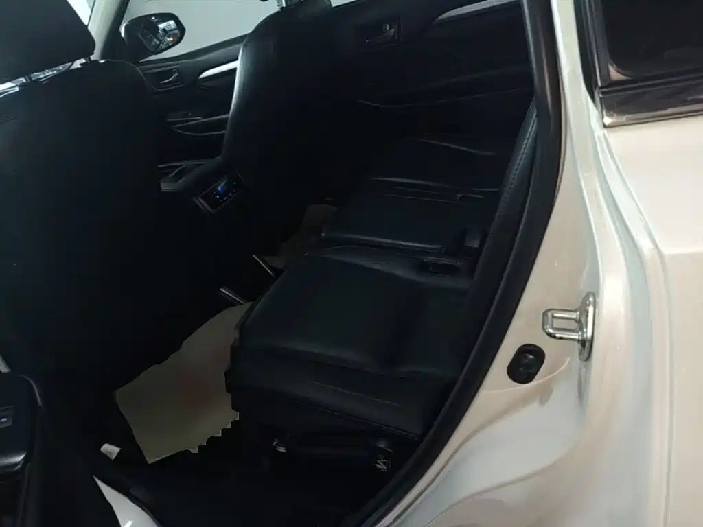 Toyota Highlander 2015 2.0T AWD Luxury Edition 7-seater фото 17