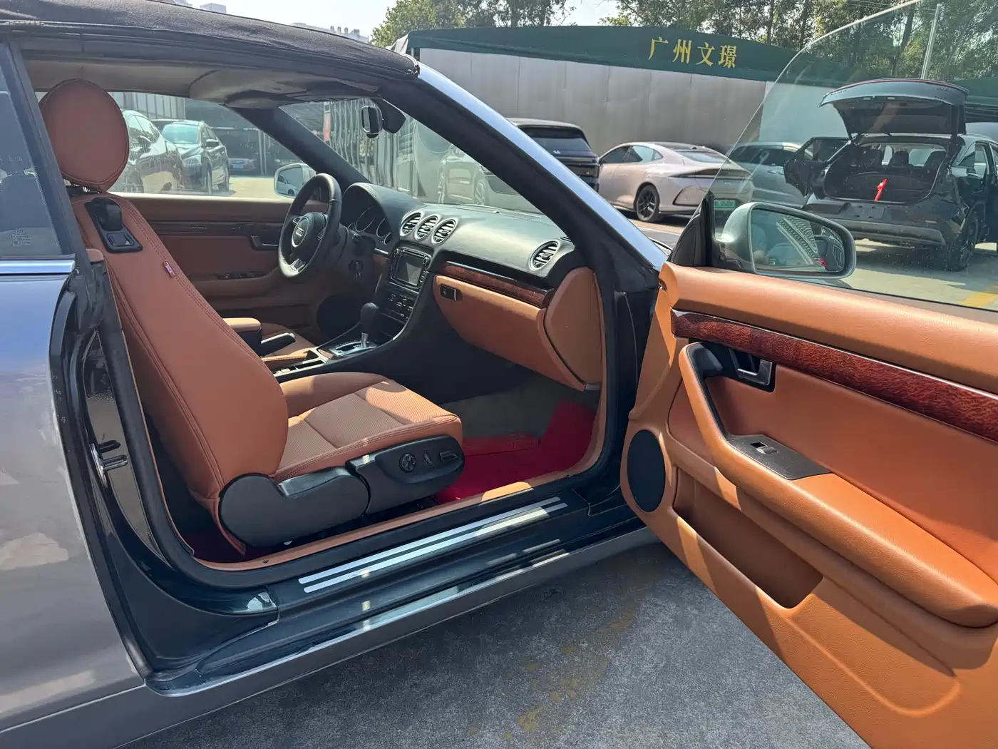 Audi A4 (Import) 2003 A4 3.0 Convertible фото 6