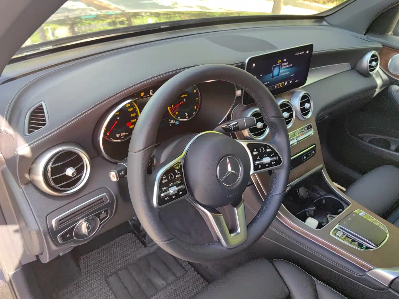 Mercedes-Benz GLC 2021 GLC 300 L 4MATIC Sporty фото 8
