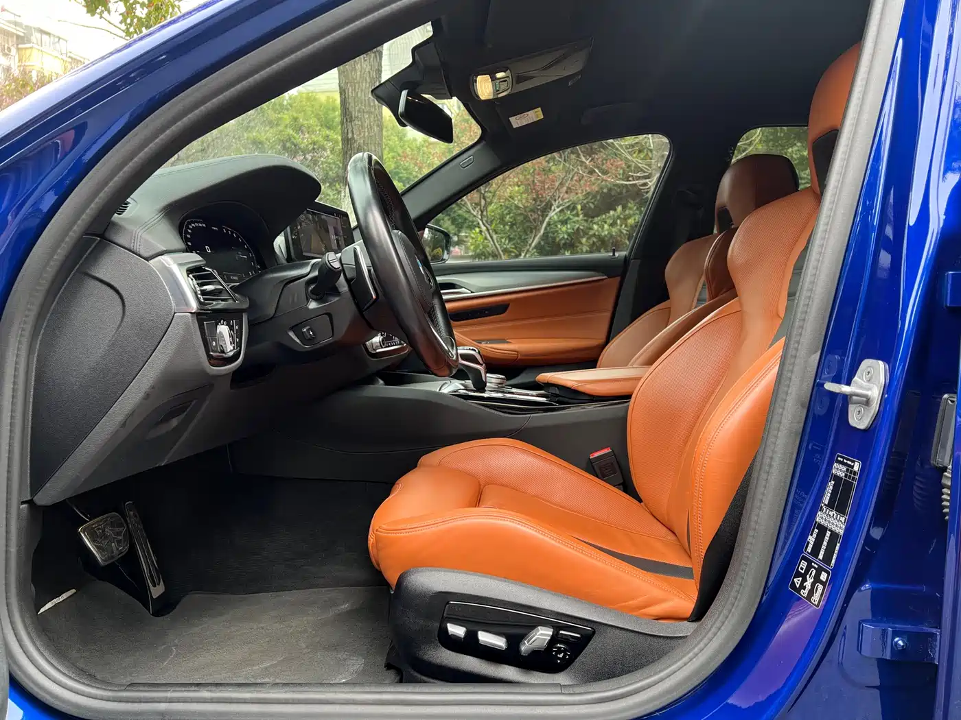 BMW M5 2021 M5 фото 10