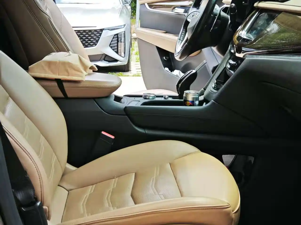 Cadillac XT6 2020 Facelift 28T 6-Seater 4WD Platinum Sport Edition фото 10