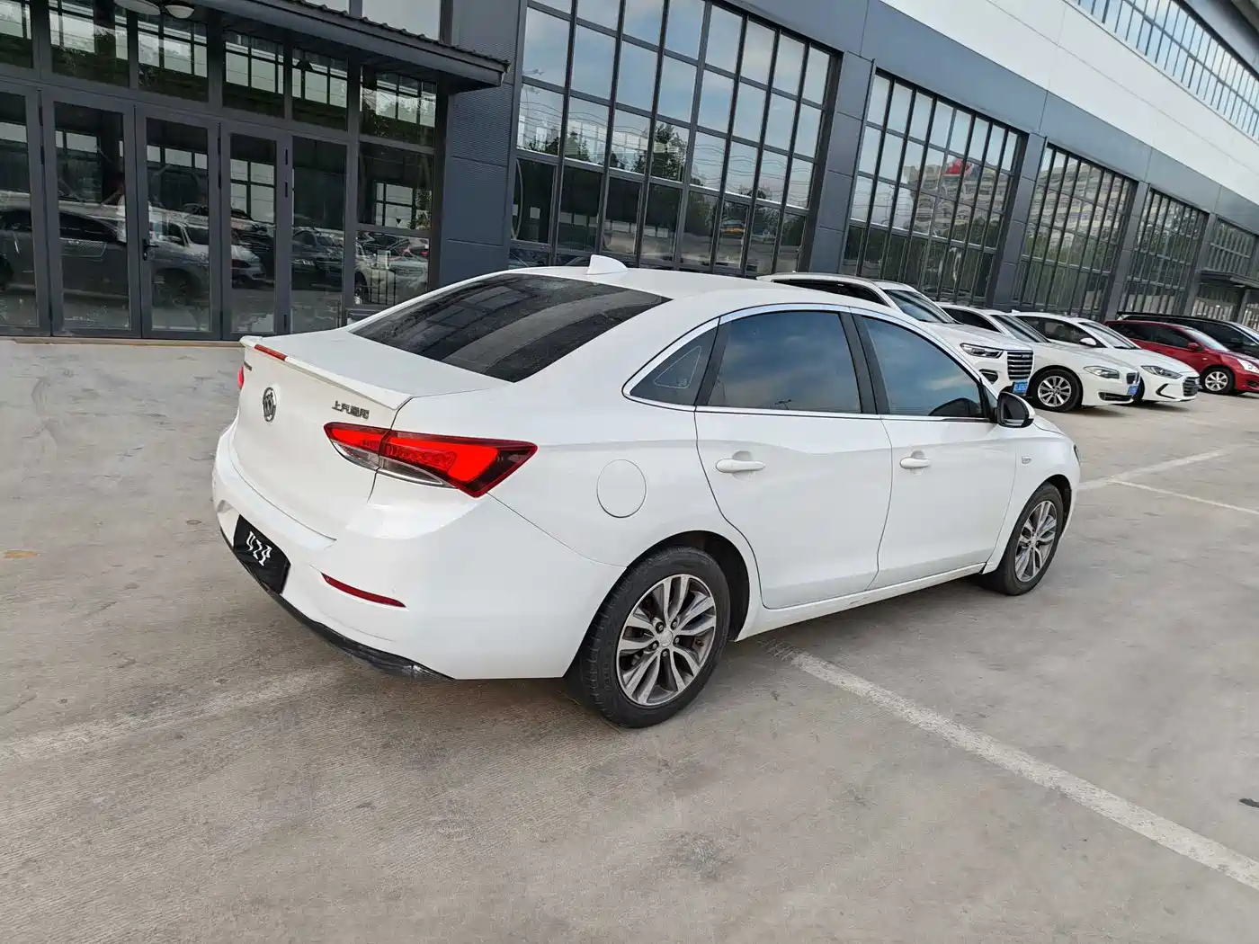 Buick Excelle 2018 18T Automatic Elite фото 4