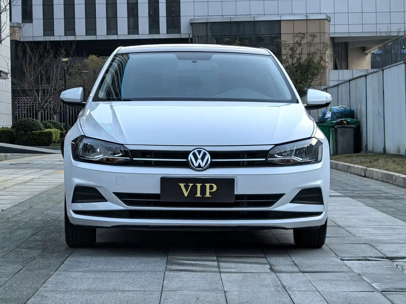 Volkswagen Polo 2021 Plus 1.5L Automatic Panorama Enjoyment Edition фото 2