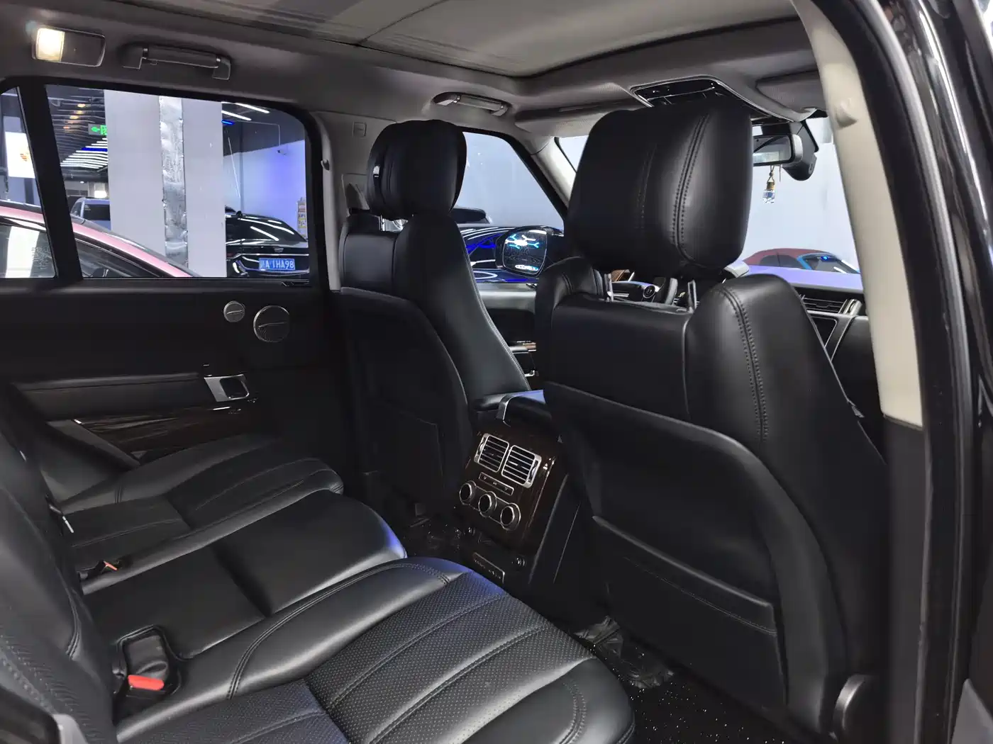 Land Rover Range Rover 2015 3.0 TDV6 Vogue фото 13