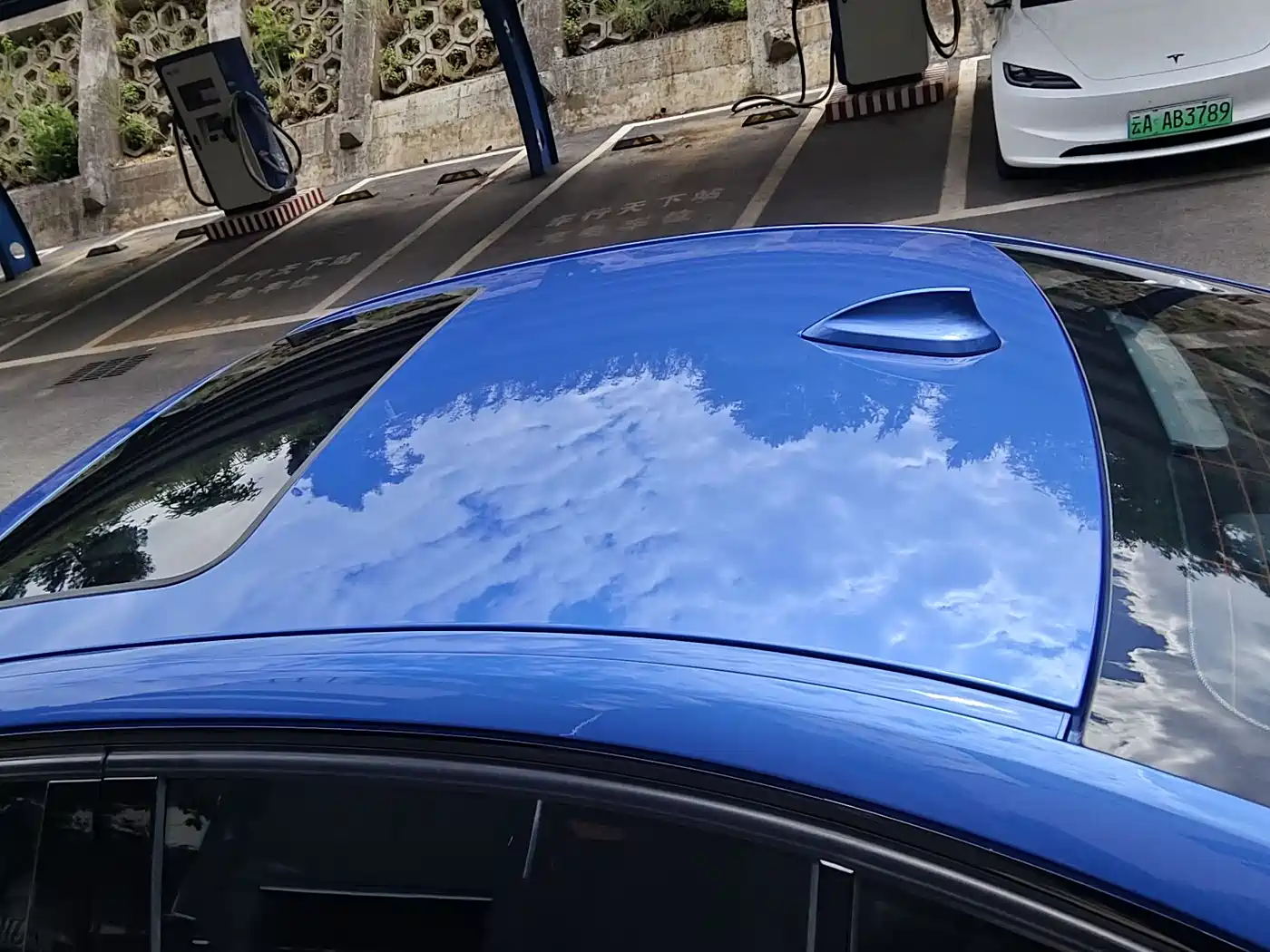 BMW 3 Series 2017 320i M Sport фото 26