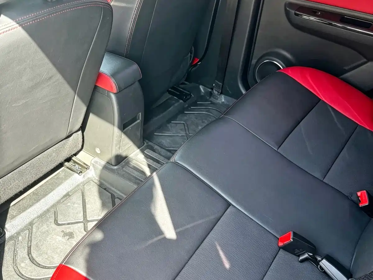 BAIC New Energy EX 2018 2018 EX360 New Trend Edition