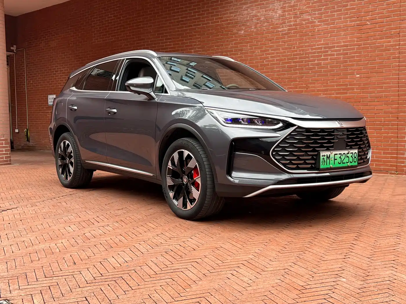 BYD Tang New Energy 2024 DM-i Glory Edition 200KM Flagship фото 3